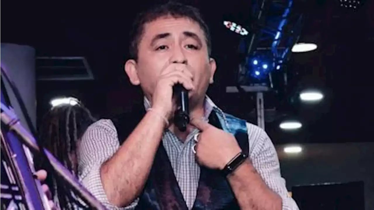 Murió el cantante santiagueño Huguito Flores en un accidente automovilístico