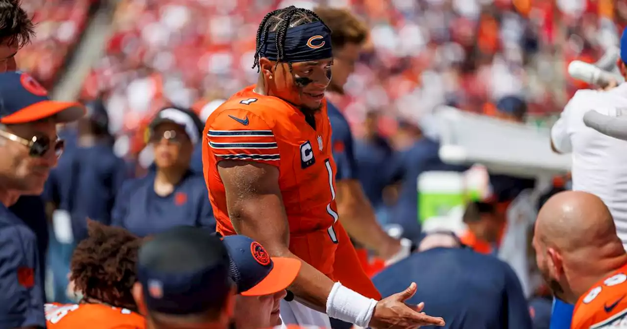 Chicago Bears: Luke Getsy says he has QB Justin Fields' back