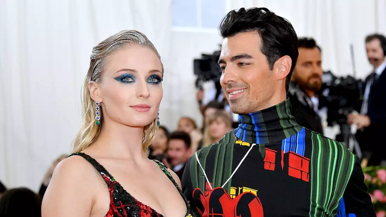 Joe Jonas Denies Sophie Turner Found Out About Divorce Through Media