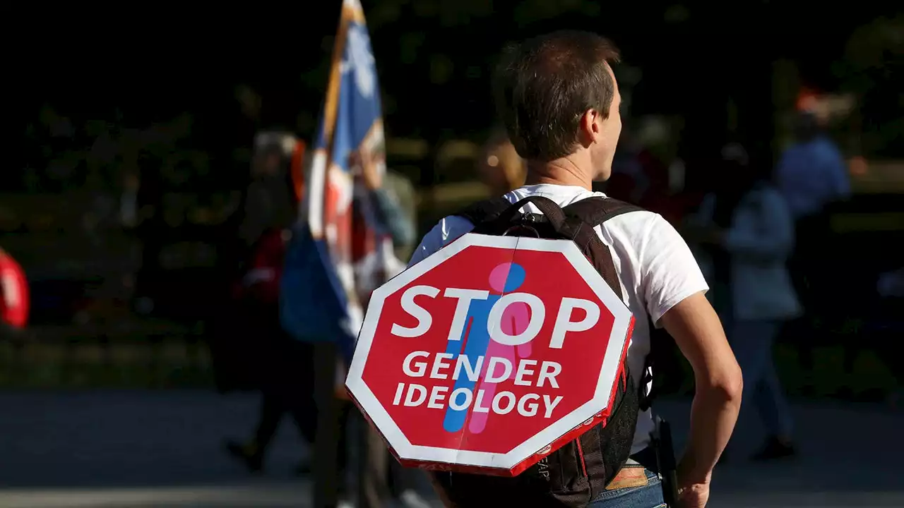 Thousands protest 'gender ideology' in Canada, Trudeau condemns 'transphobia, homophobia, and biphobia'