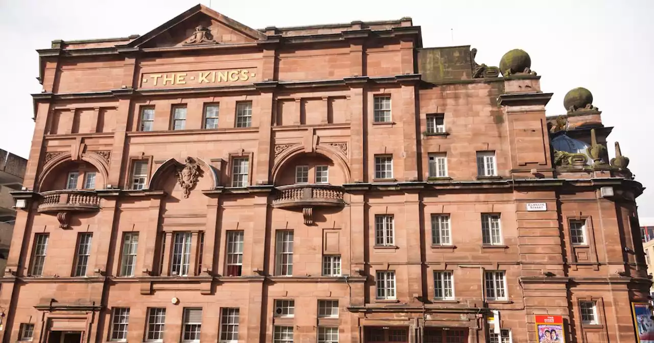 'Drunk women' cause chaos at Glasgow theatre as details of second row emerge