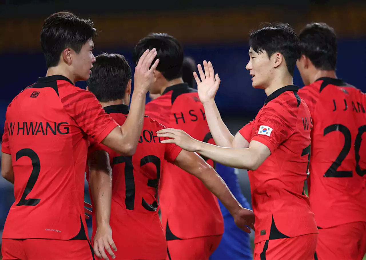 ‘14분당 1골’ 황선홍호, 타이 4-0 꺾고 조 1위 16강행 확정