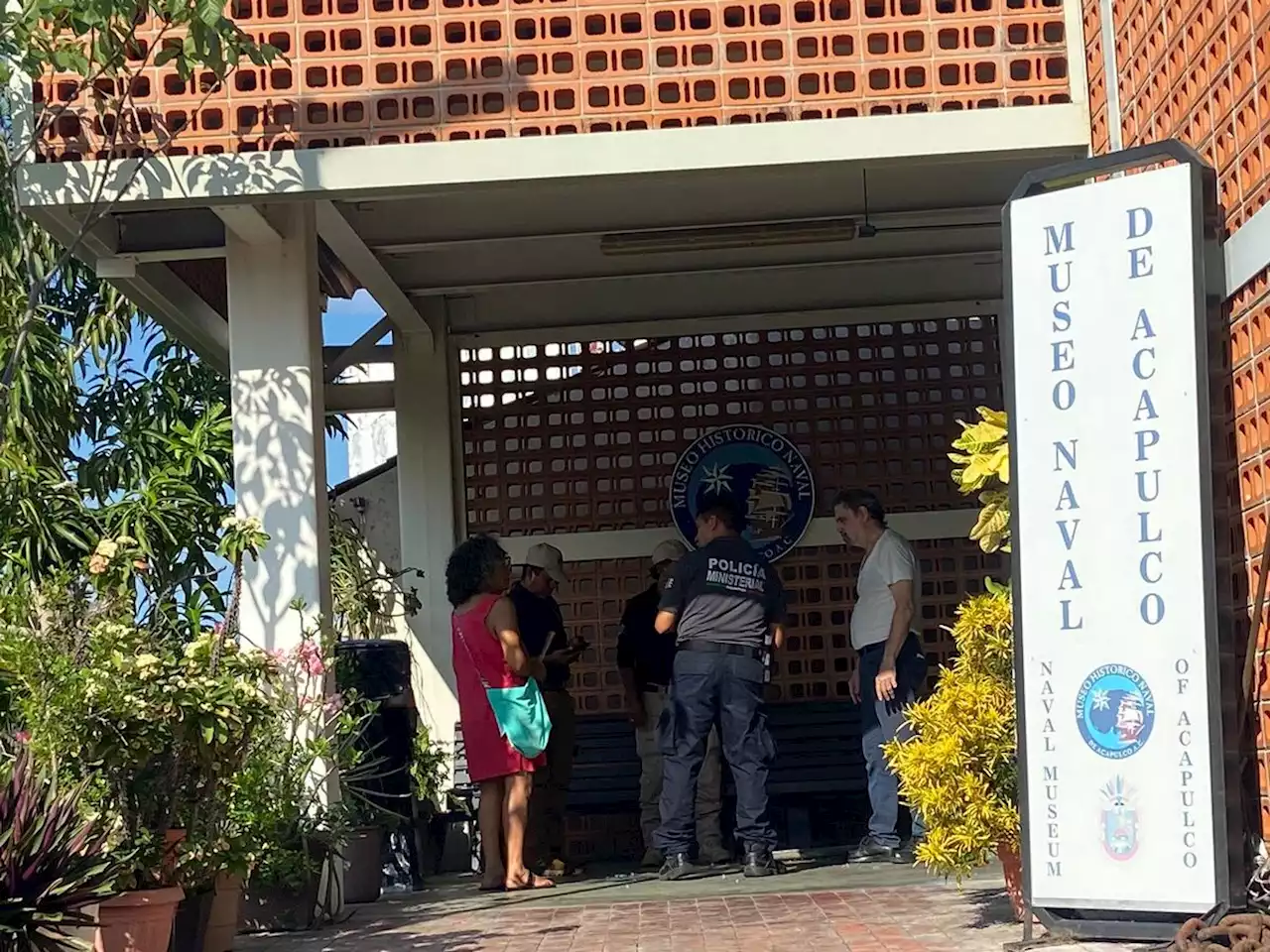 Guerrero. asaltan Museo Histórico Naval de Acapulco