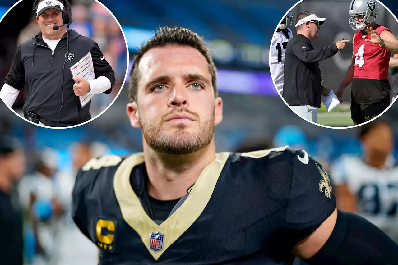 Derek Carr’s texts show how Josh McDaniels relationship is changing