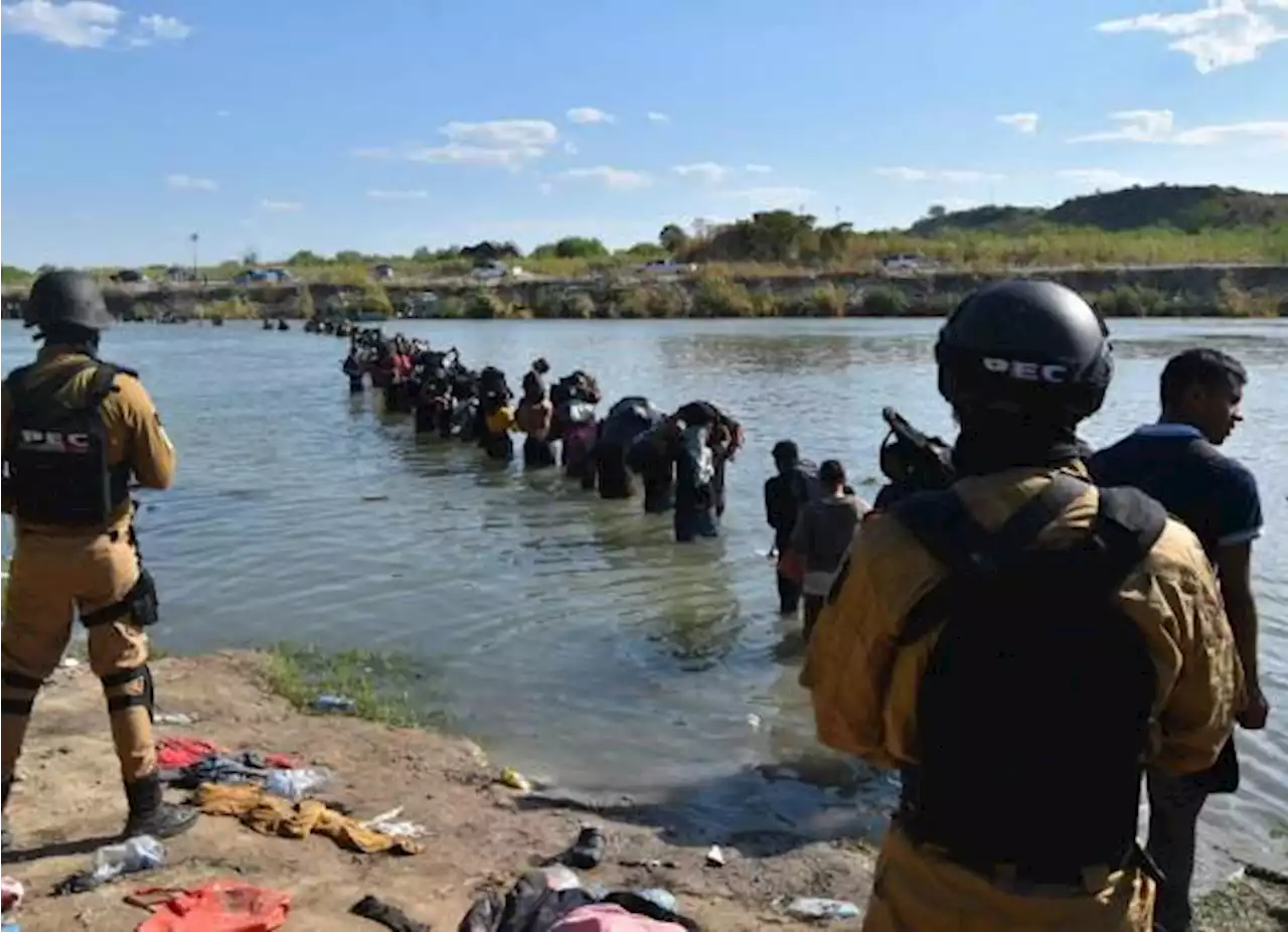 Emite Eagle Pass declaratoria de emergencia por arribo masivo de migrantes