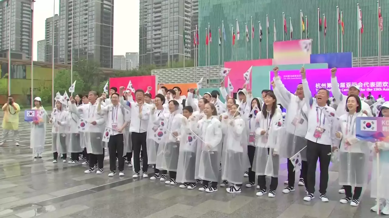 한국 선수단 '약속의 땅' 입촌식...북한은 22일 입촌 행사