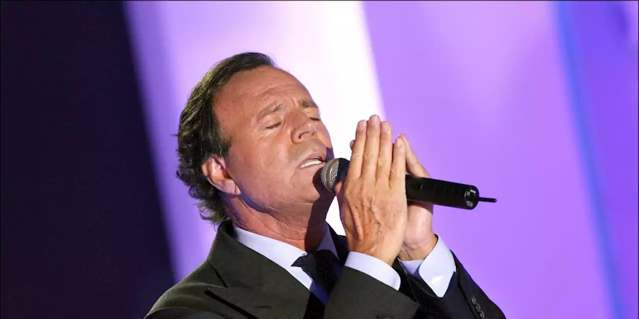 Los insólitos 80 de Julio Iglesias, el astro latino que devoró la canción romántica y conquistó el mundo