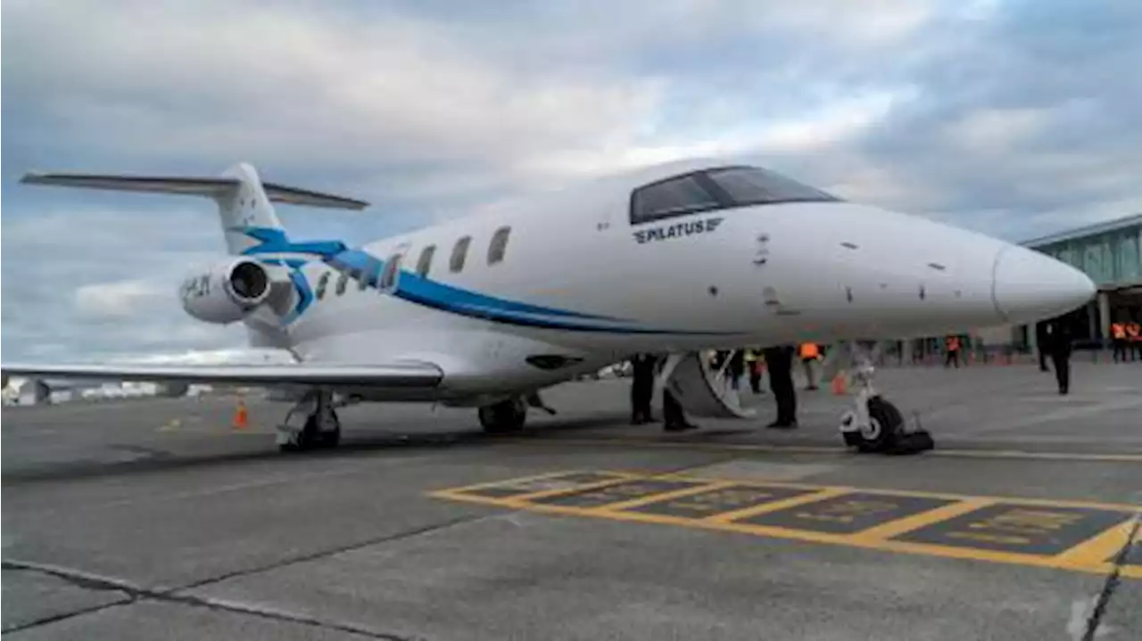 Alicia Kirchner presentó como un 'hito histórico' el nuevo avión sanitario provincial