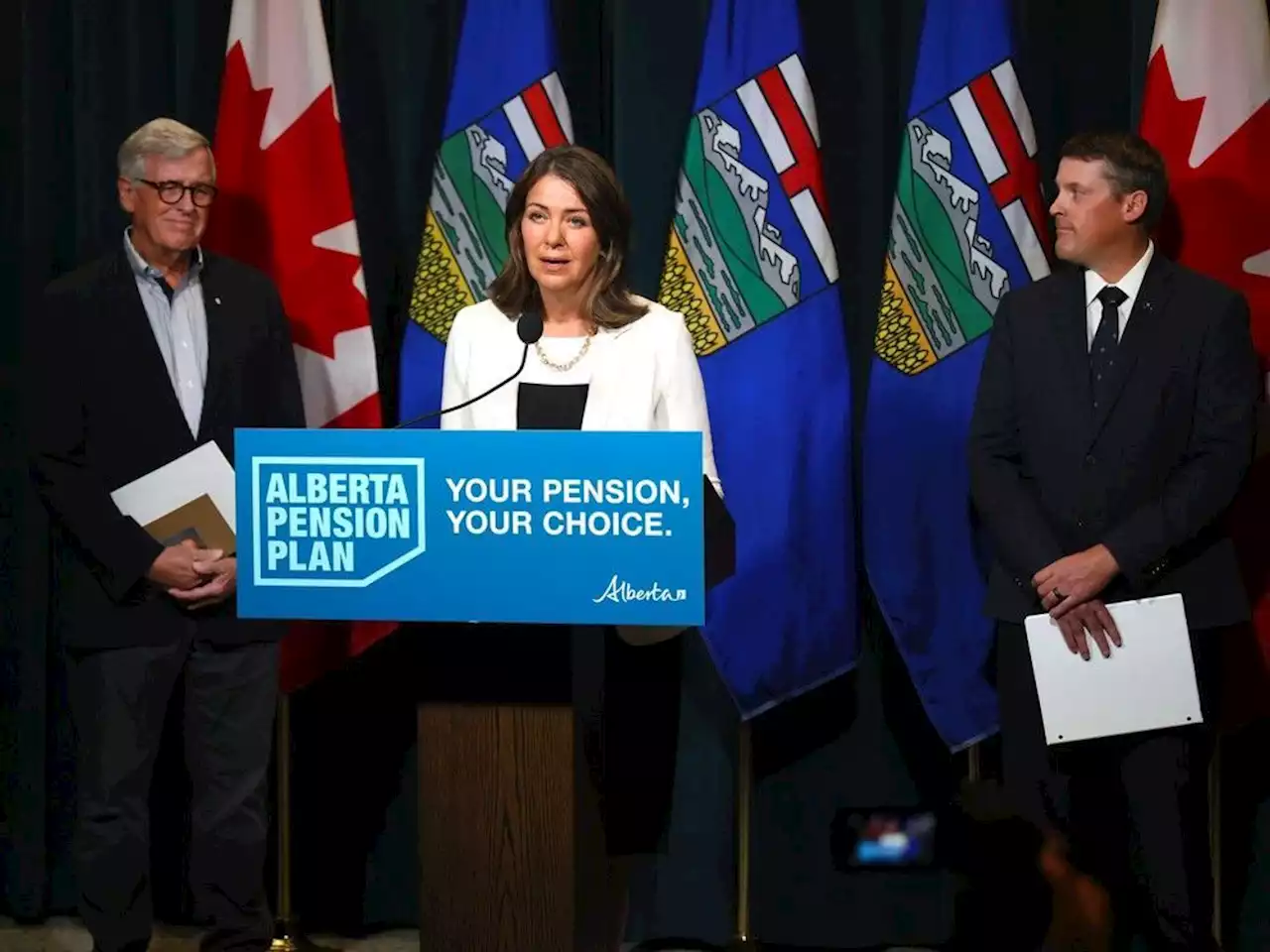Alberta pension report's $334B asset transfer estimate 'problematic' and 'impossible'