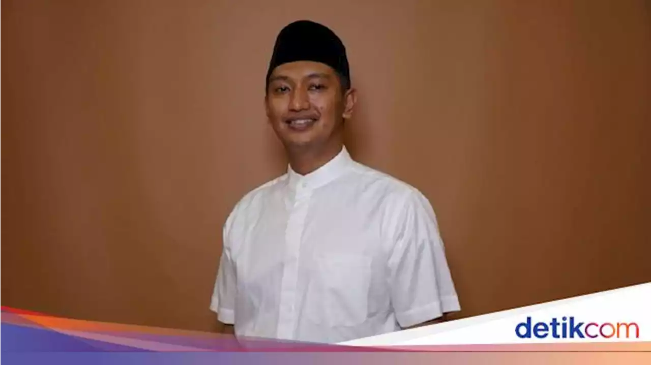 Komisaris Independen BSI Arief Rosyid Raih Gelar Doktor dari UI