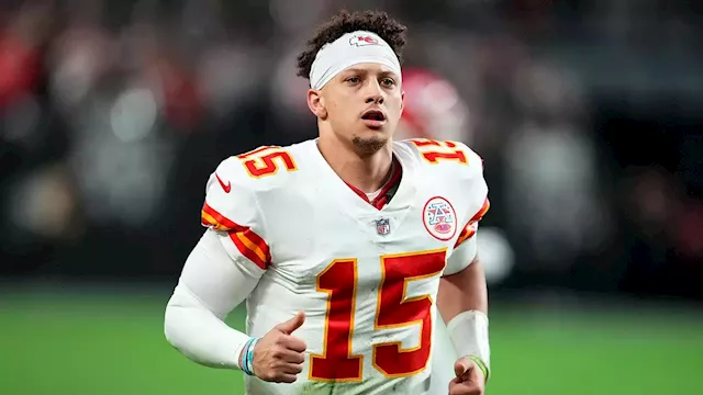 Brittany & Patrick Mahomes' New Photos With Kids During Outside Time –  SheKnows