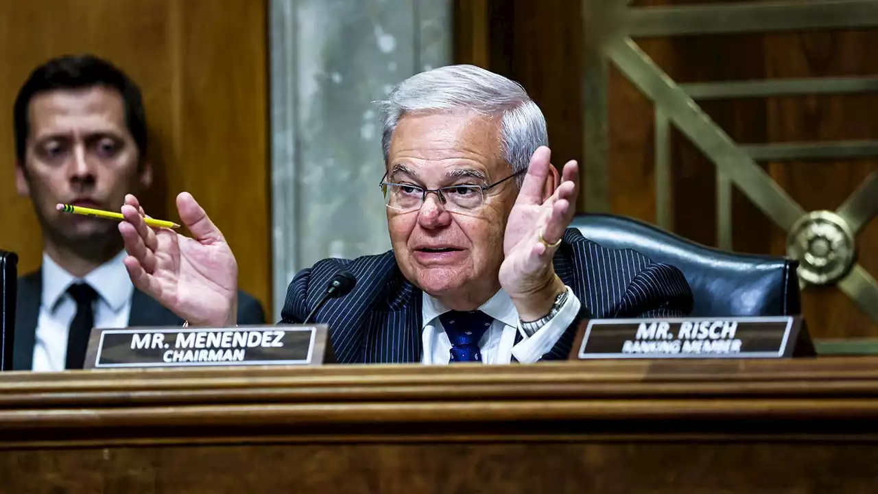 Democratic Sen. Bob Menendez facing indictment on bribery charges