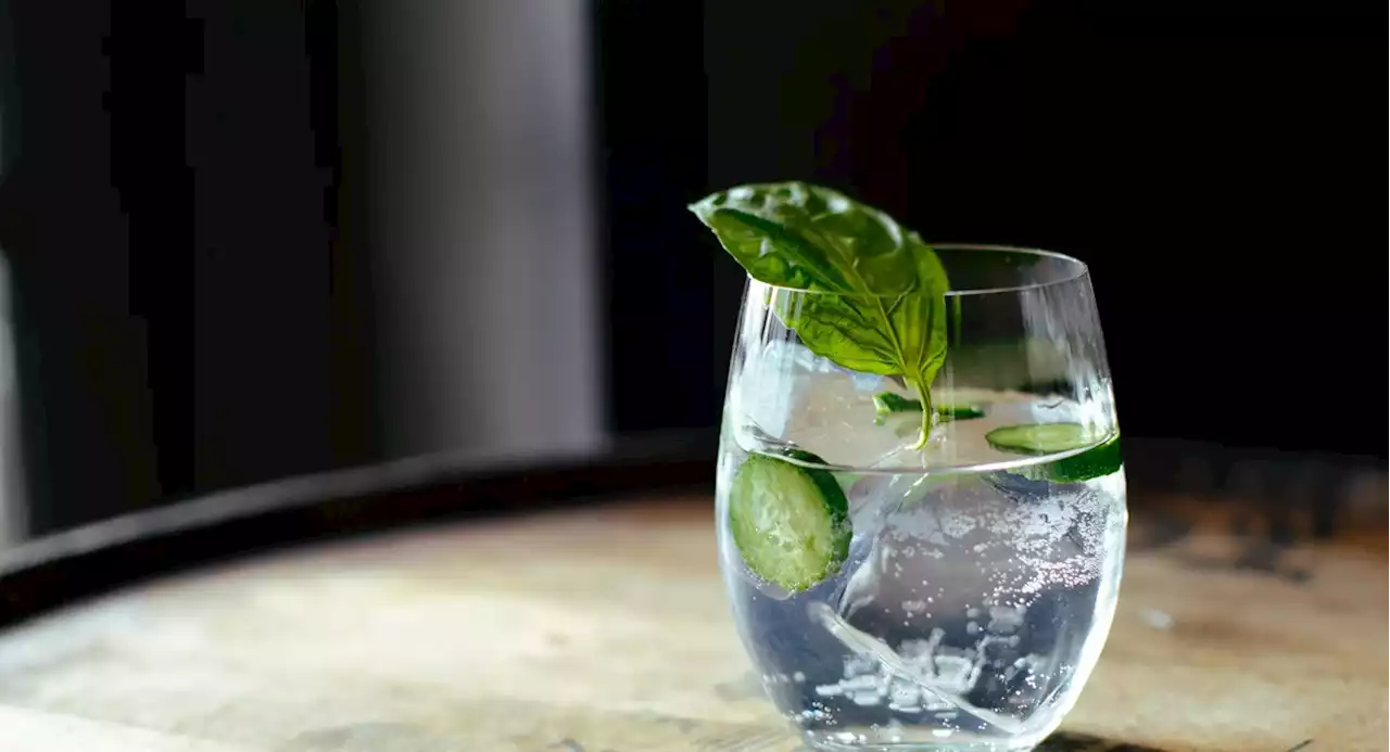 Extra Extra: New York is sippin’ on gin and juice