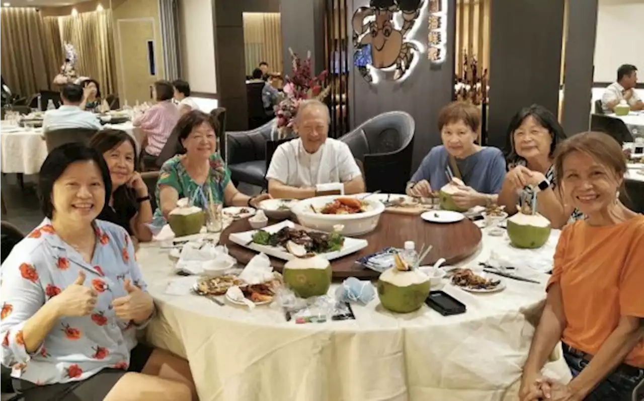 'A great relaxing holiday!' Tan Cheng Bock returns from road trip to Malacca