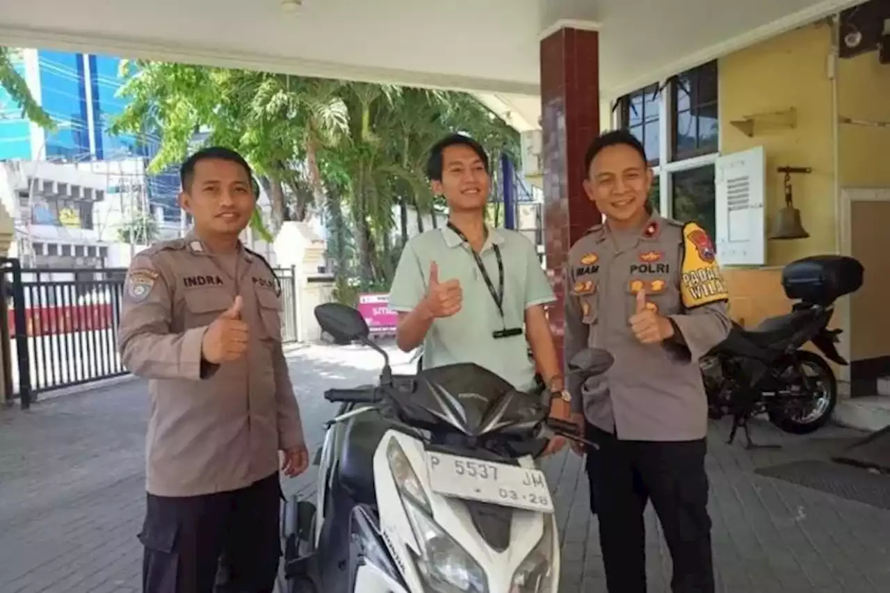 Warga Surabaya Lupa Tinggalkan Motor saat Beli Sate, Sampai Rumah Kos Bingung Dikira Diambil Maling