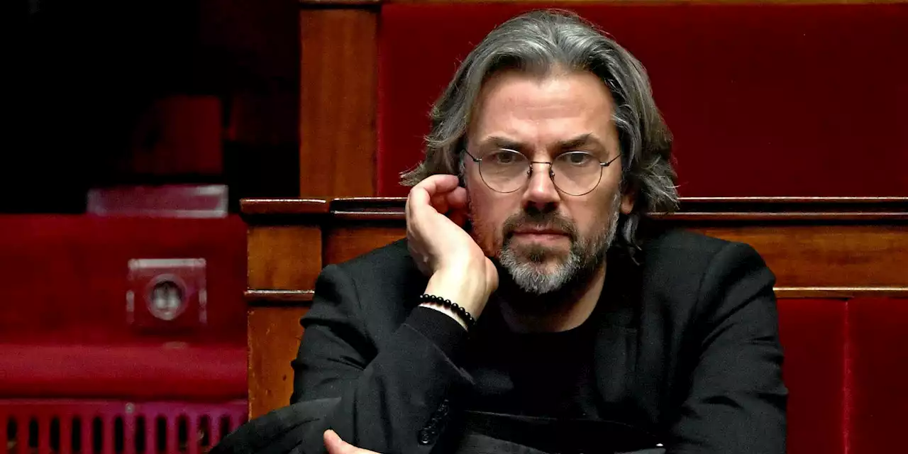 Le député Aymeric Caron force le portail de l’école de son enfant, la police intervient