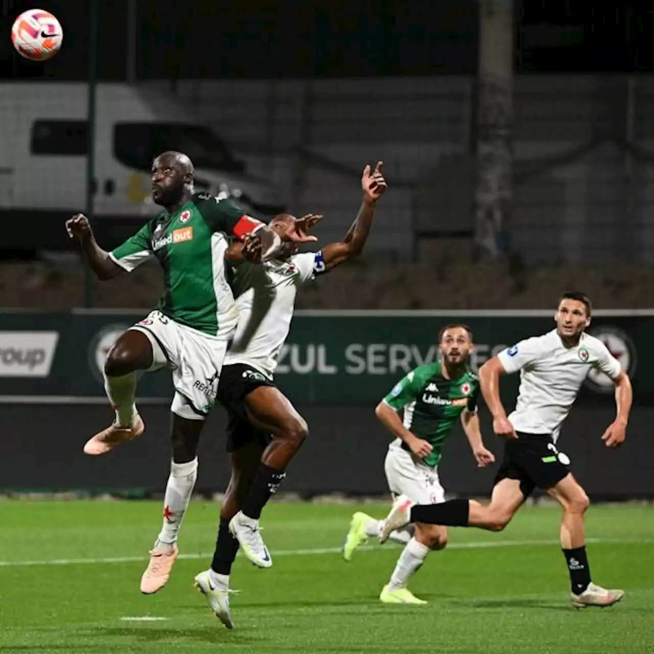 Cheikh N'Doye, 37 ans et terreur du National avec le Red Star