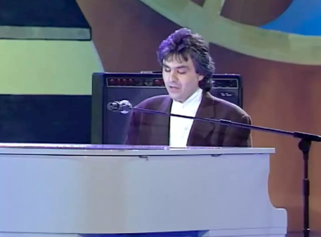 Andrea Bocelli compie 65 anni, eccolo a 'Vota la Voce' 1995