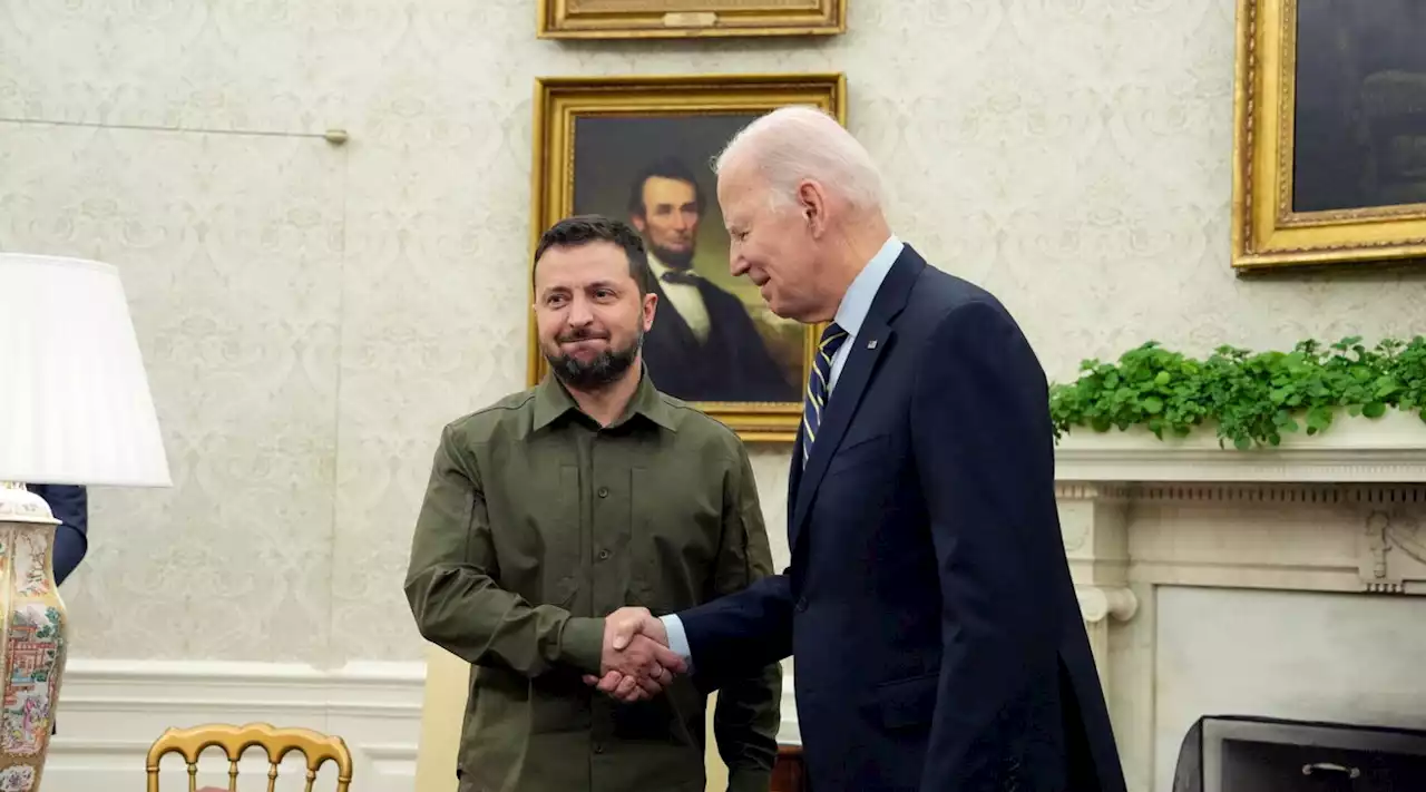 Zelensky a Biden: 'Nuove armi sono ciò di cui abbiamo bisogno'