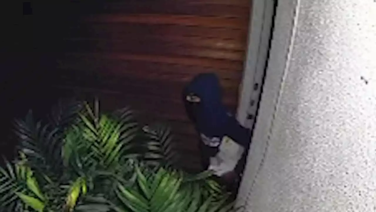 3 sought in armed robbery at Hollywood Hills home