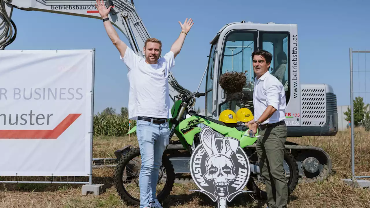 „Masters of Dirt“ baut in Korneuburg ein neues Headquarter