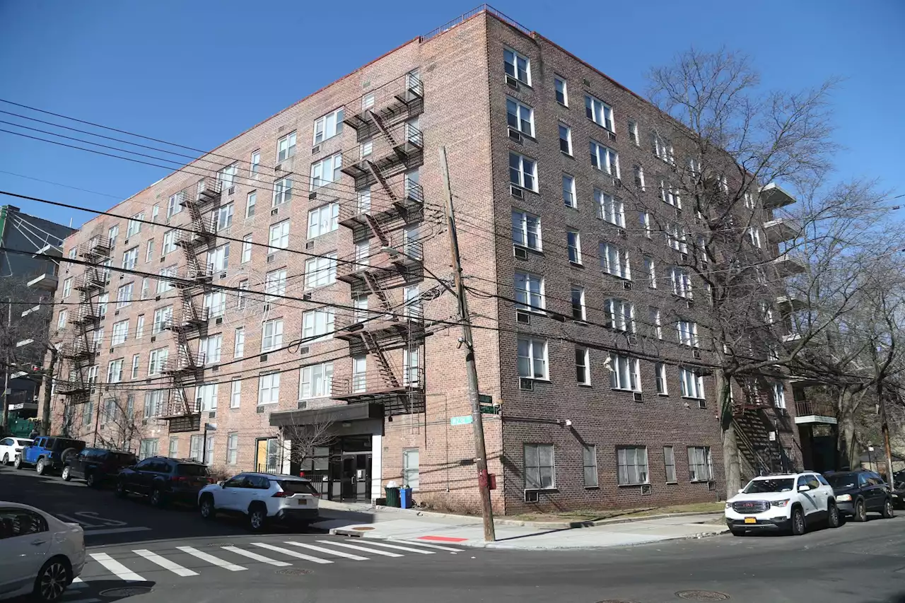 Former Manhattan College dorm could soon house migrants as NYC shelter system buckles