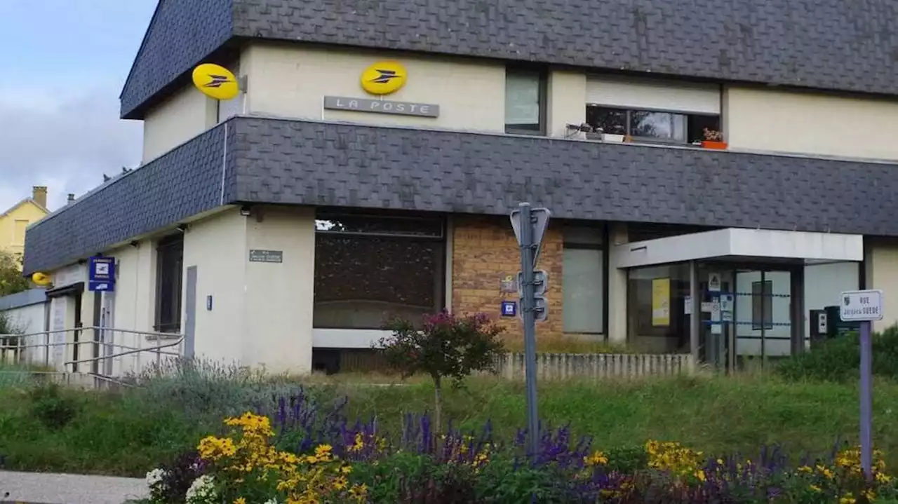 La Poste de Champagné s’en va : un relais installé dans un magasin