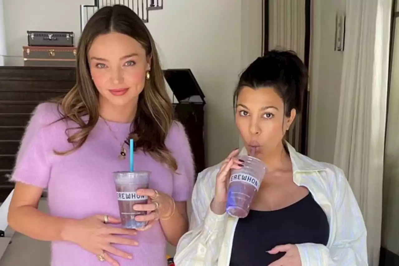 Pregnant Pals Kourtney Kardashian and Miranda Kerr Show Off Their Bumps as They Sip Smoothies