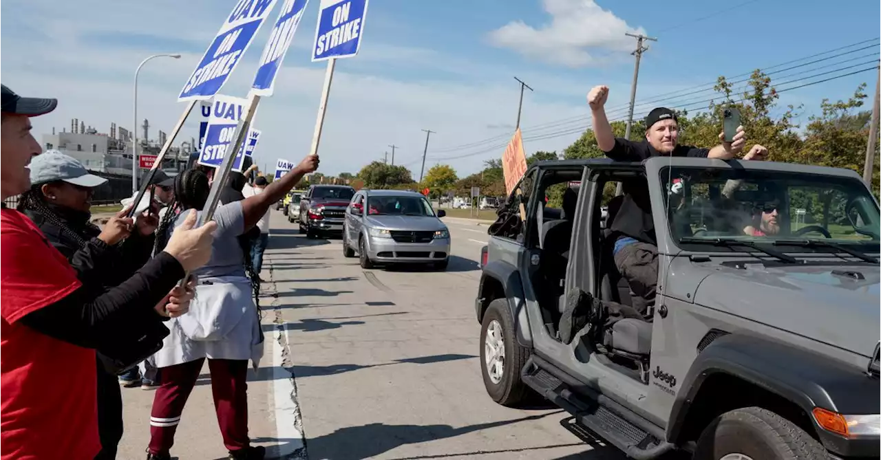 Explainer: UAW expands strikes against GM, Stellantis in fight over new contract