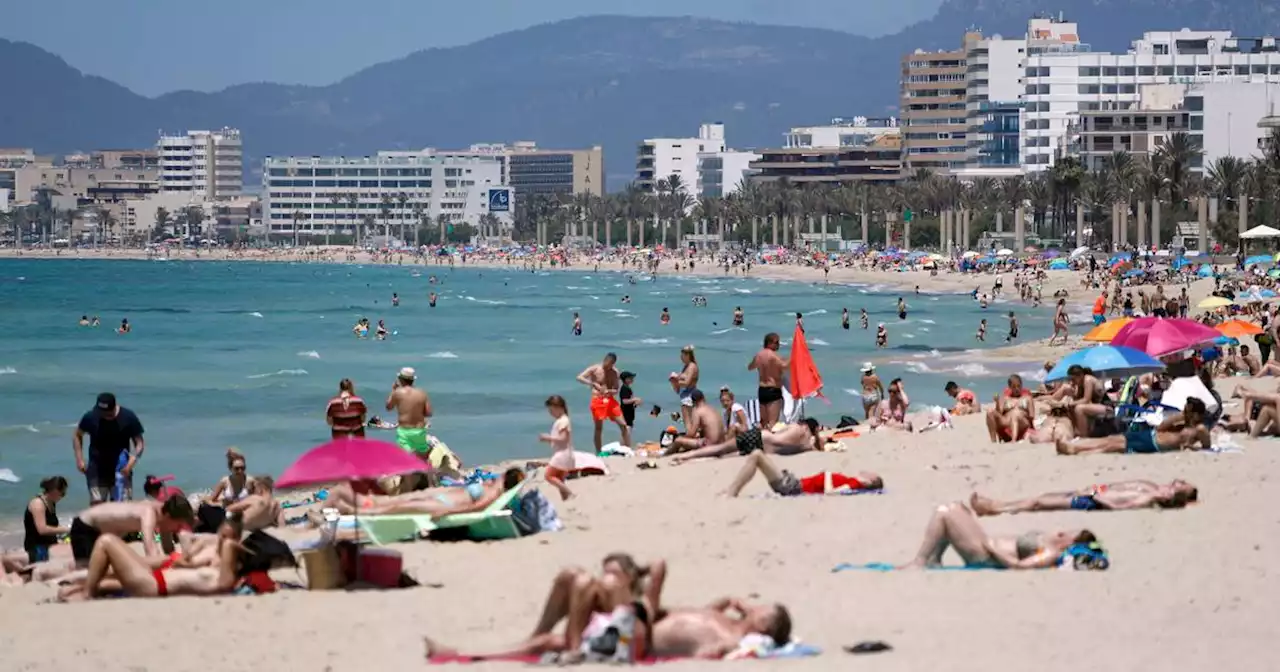 In Ballermann-Nähe: Deutscher Urlauber nach Balkonsturz auf Mallorca in Lebensgefahr