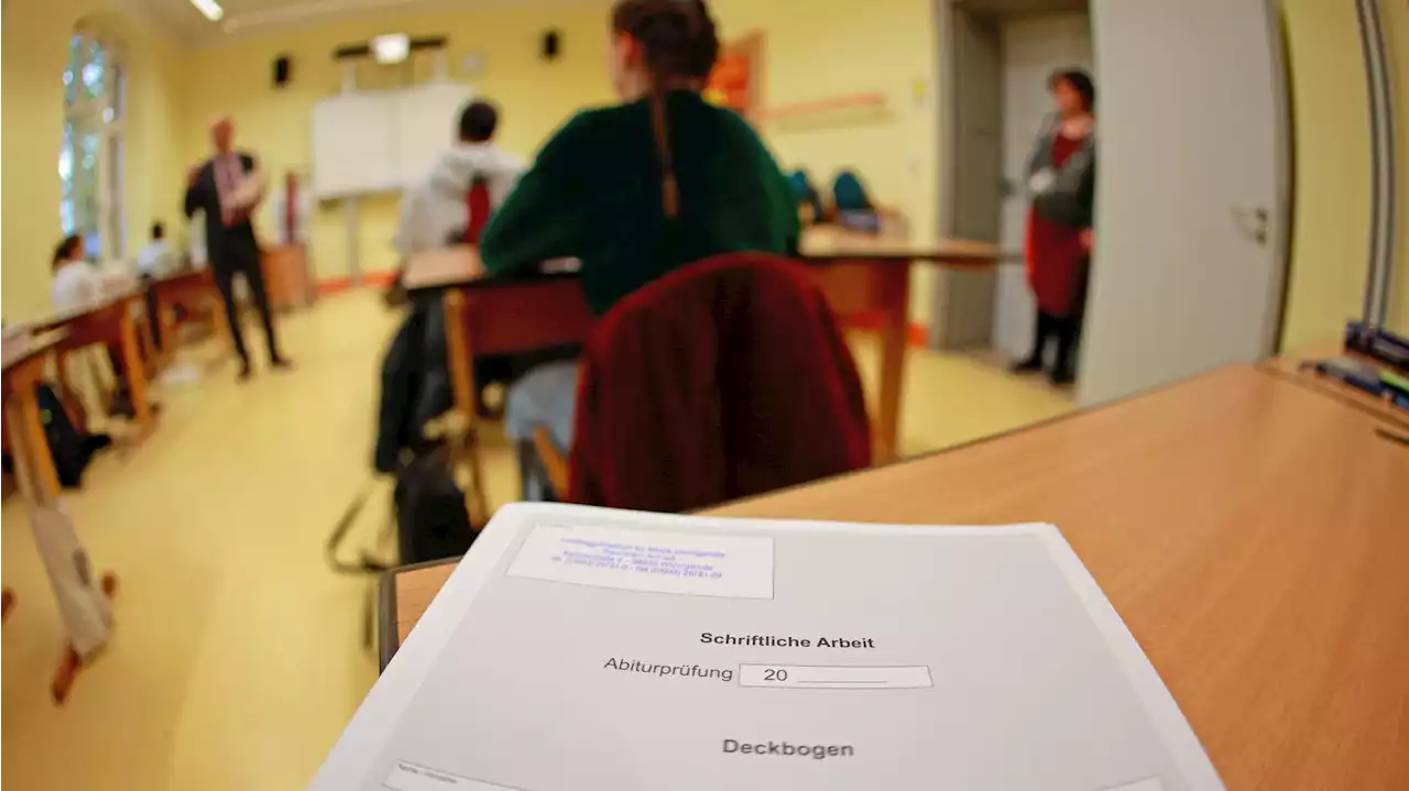 ChatGPT schafft Abitur in Bayern: Diese Noten bekam die künstliche Intelligenz!