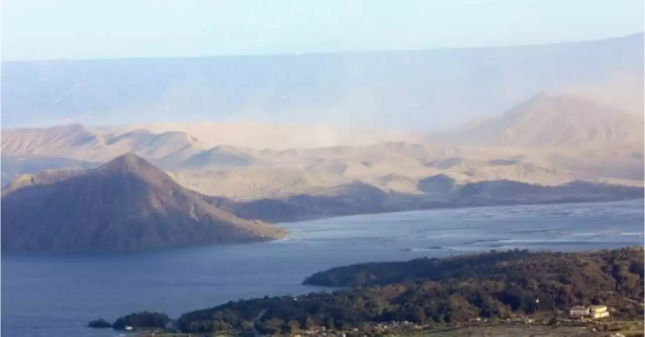 Phivolcs allays fears over Taal smog, no need to raise alert level