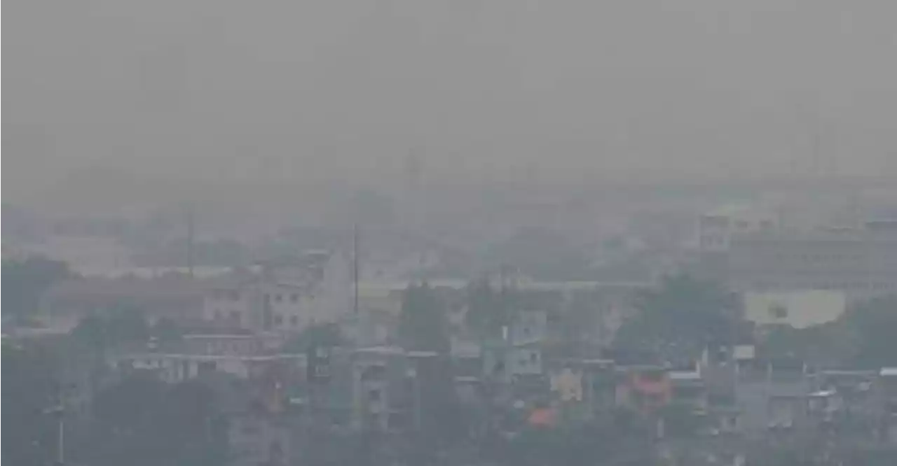 Heavy smog forces school, work suspensions in Manila, Philippines