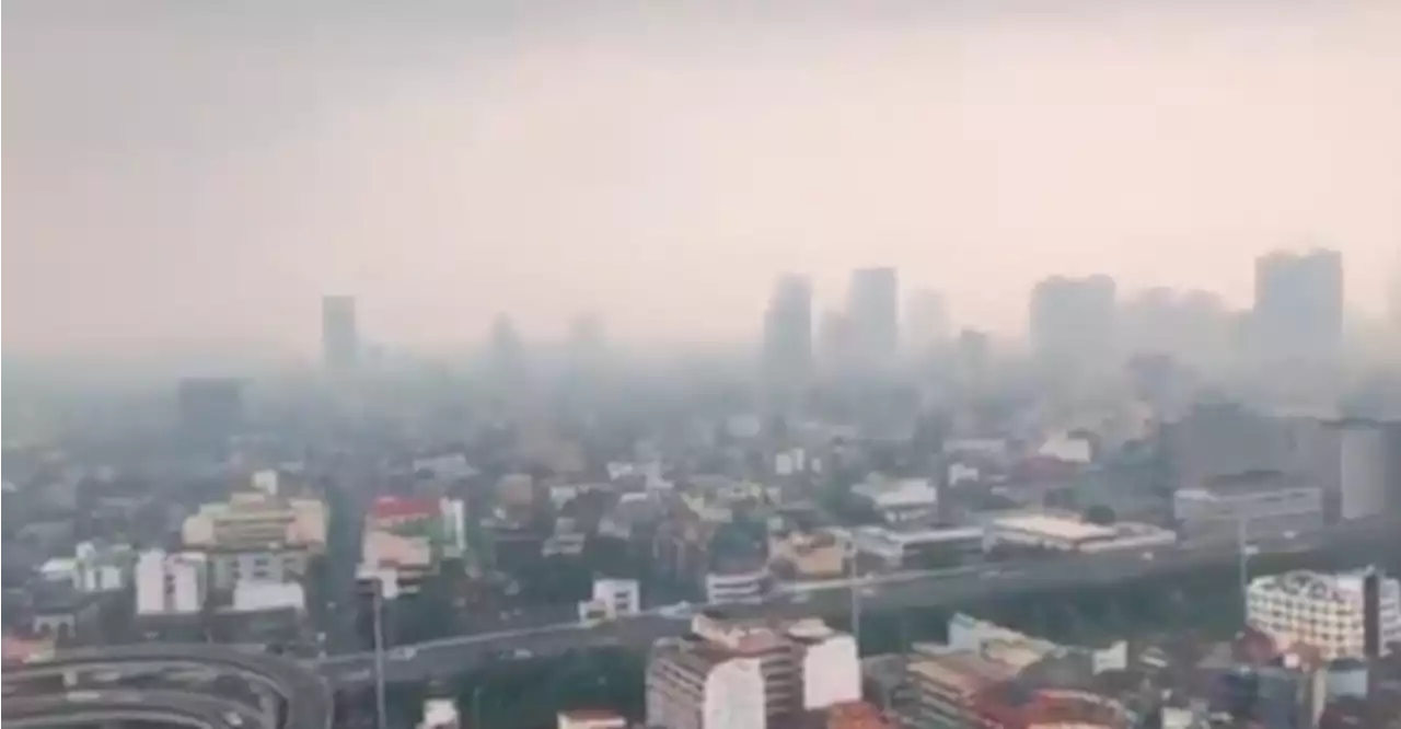 Philippines issues health warning as volcano brings smog to capital