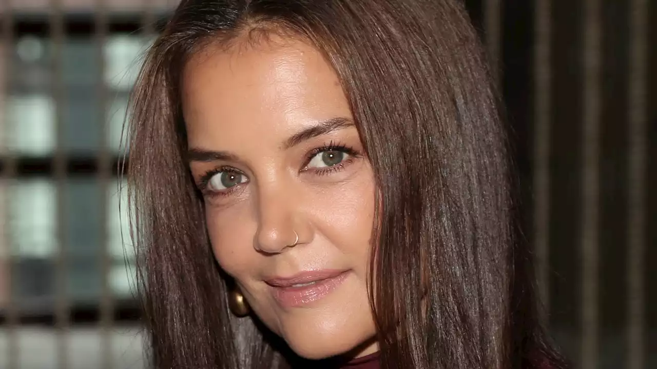 Katie Holmes Enters Autumn With A New, French-Inspired Haircut