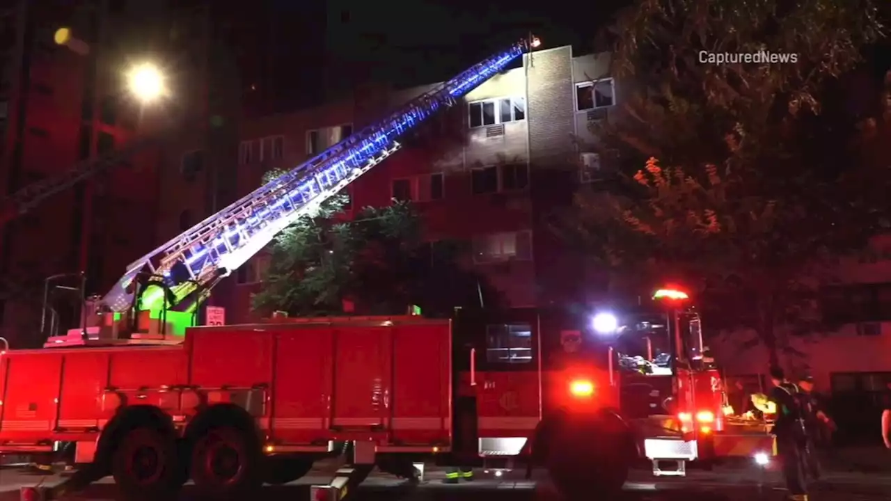 3 seriously hurt in Edgewater Beach apartment building fire, Chicago Fire Department says