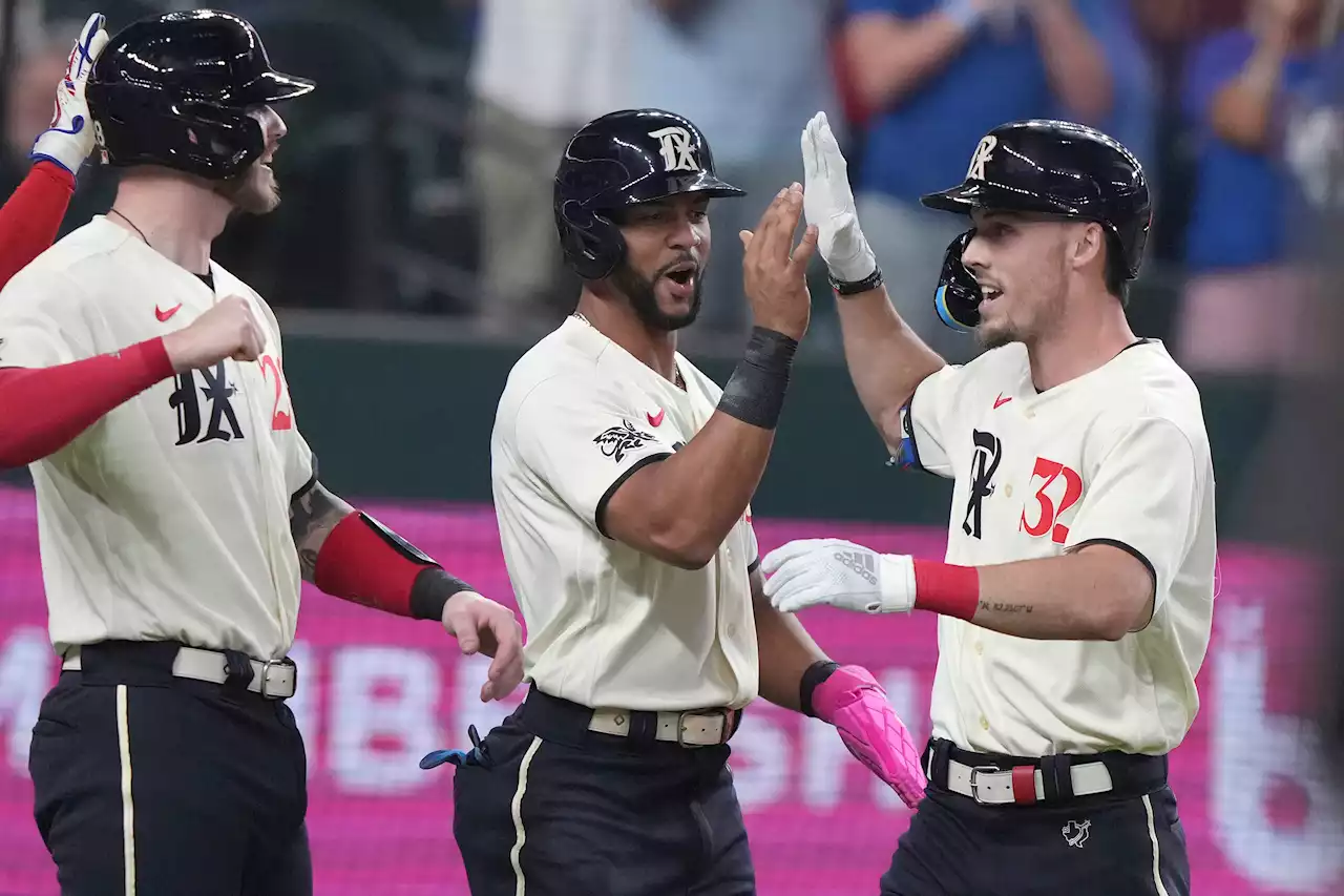 All that matters: Rangers cling to victory over Mariners, reclaim first place in AL West