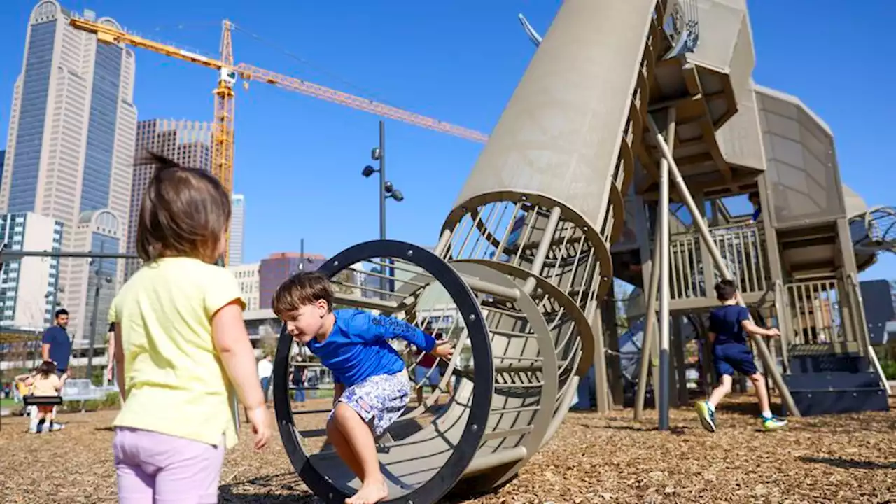 An homage to Dallas history and vision for future, downtown’s Harwood Park opens to public