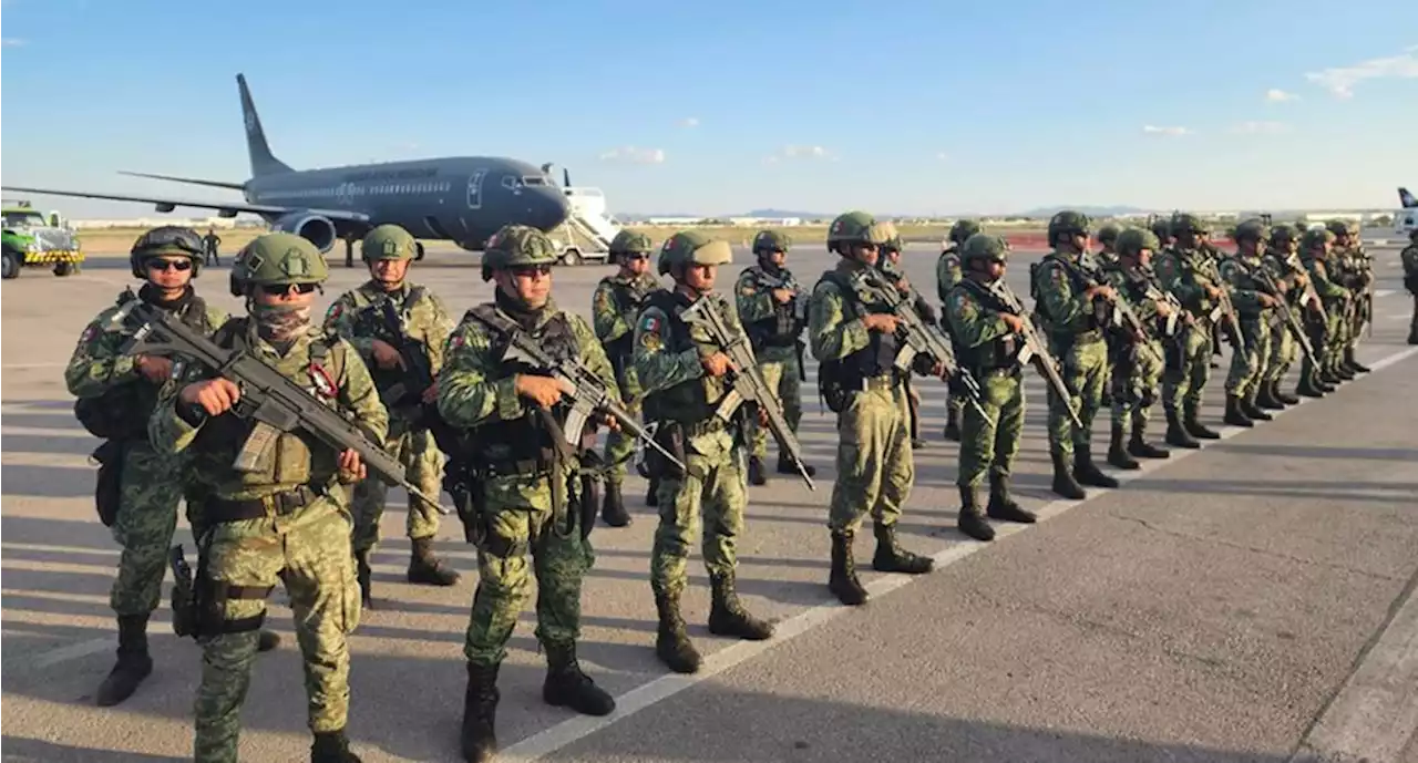 Tras megaoperativo con helicóptero capturan a 2 sujetos armados en Tres Ríos, Sinaloa