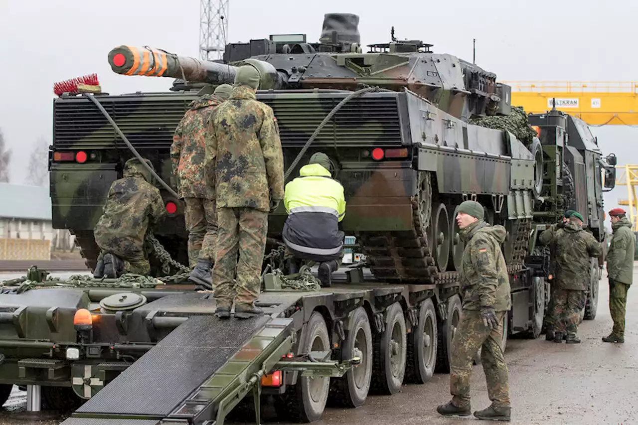 В Германии призвали прекратить военную помощь Украине