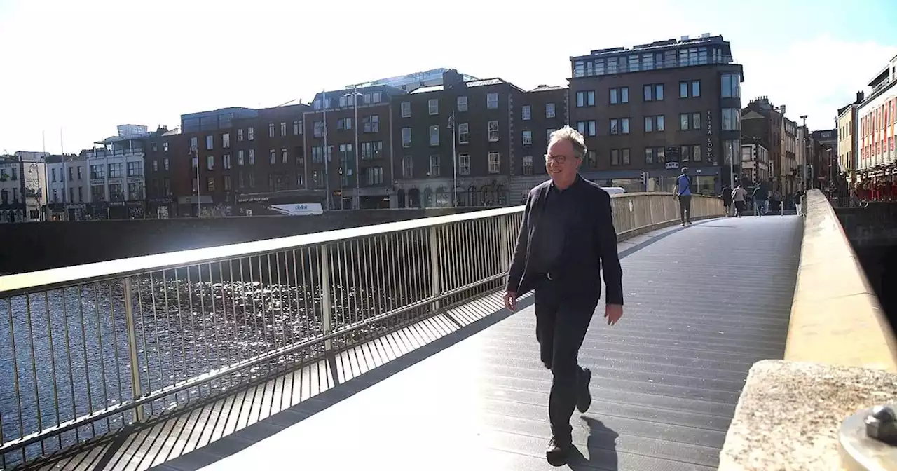 - Seán Harrington, the architect who loves to build bridges