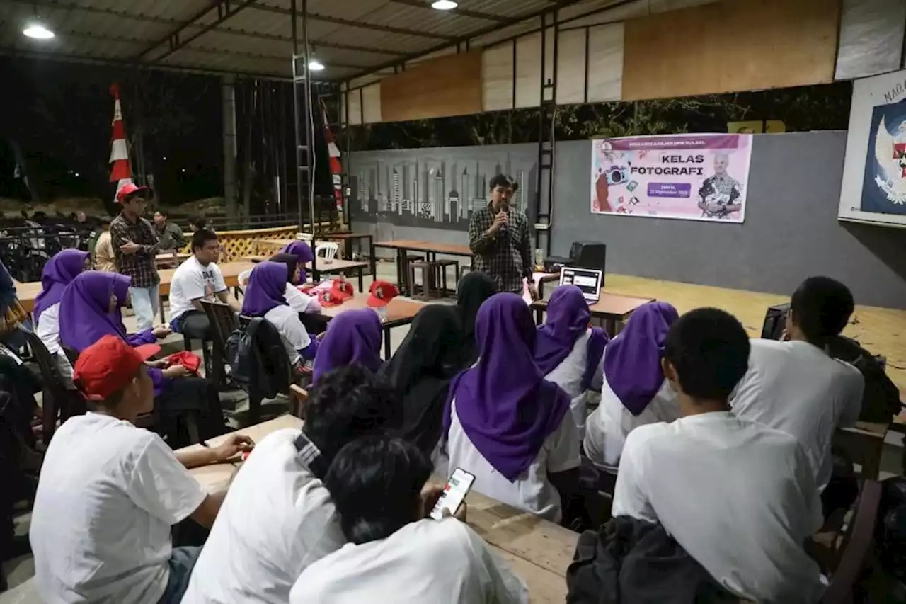 Srikandi Ganjar Sulsel Gali Bakat Anak Muda Lewat Kelas Fotografi