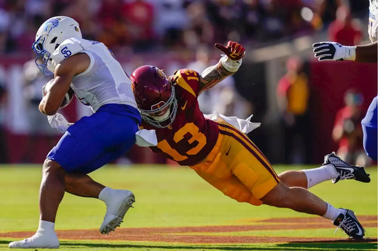 Mason Cobb returns as USC seeks linebacker ‘continuity’ against Arizona State