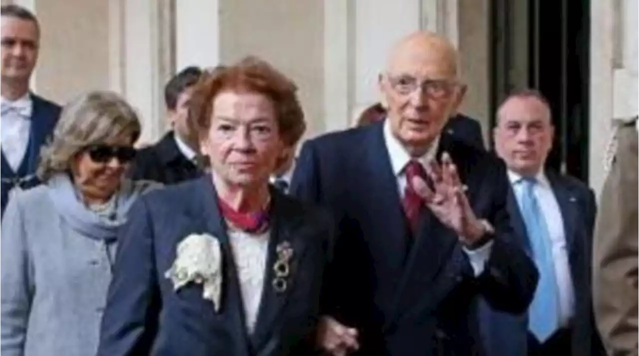 Giorgio Napolitano 'monogamo incallito': 64 anni con la sua Clio