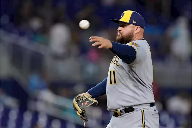 Con triunfo 6-1, Marlins evitan que Cerveceros amarren la Central