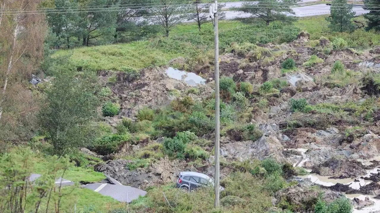 En Suède, des images impressionnantes d’une autoroute effondrée sur une centaine de mètres