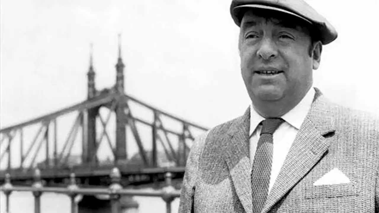 Pablo Neruda, del poeta del pueblo al 'confieso que he violado' | A cincuenta años de su muerte