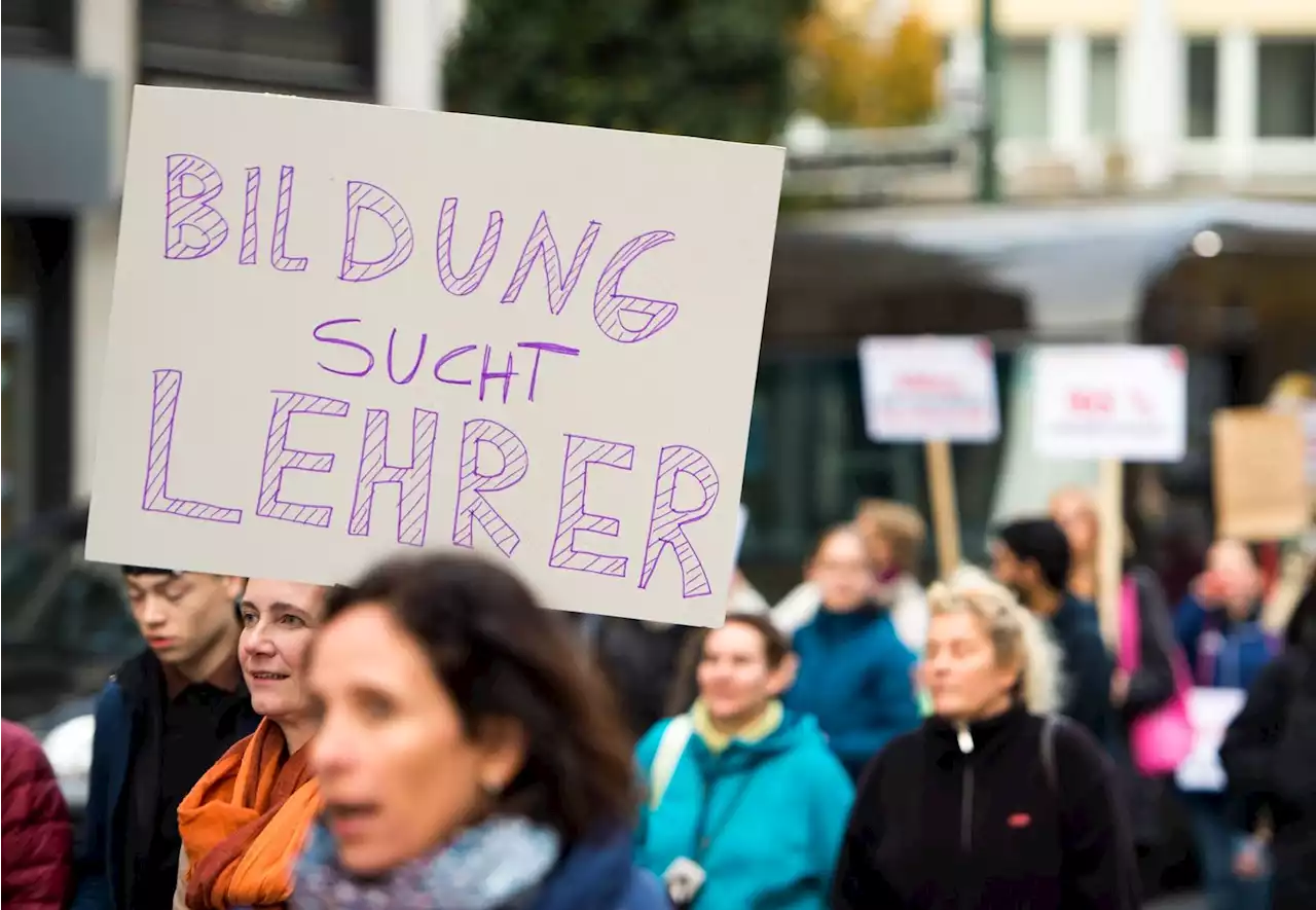 Bundesweiter „Bildungsprotesttag“: Demonstration in Halle