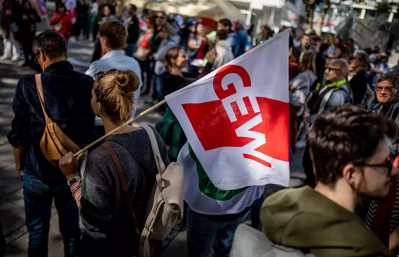 GEW: Hunderte demonstrieren im Südwesten für bessere Bildung