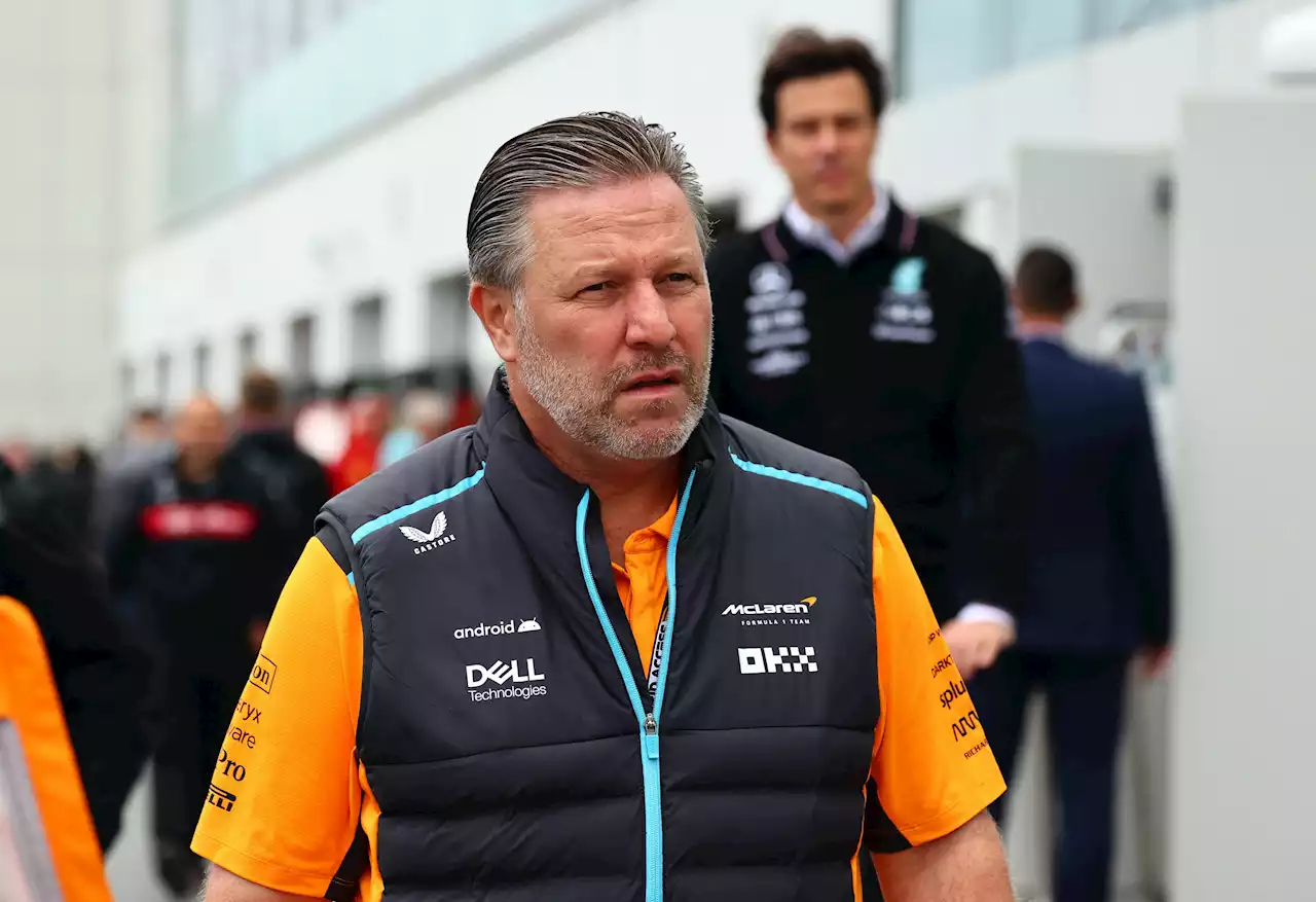 Motor racing-Happy McLaren boss offers to fly Piastri's mum to Japan